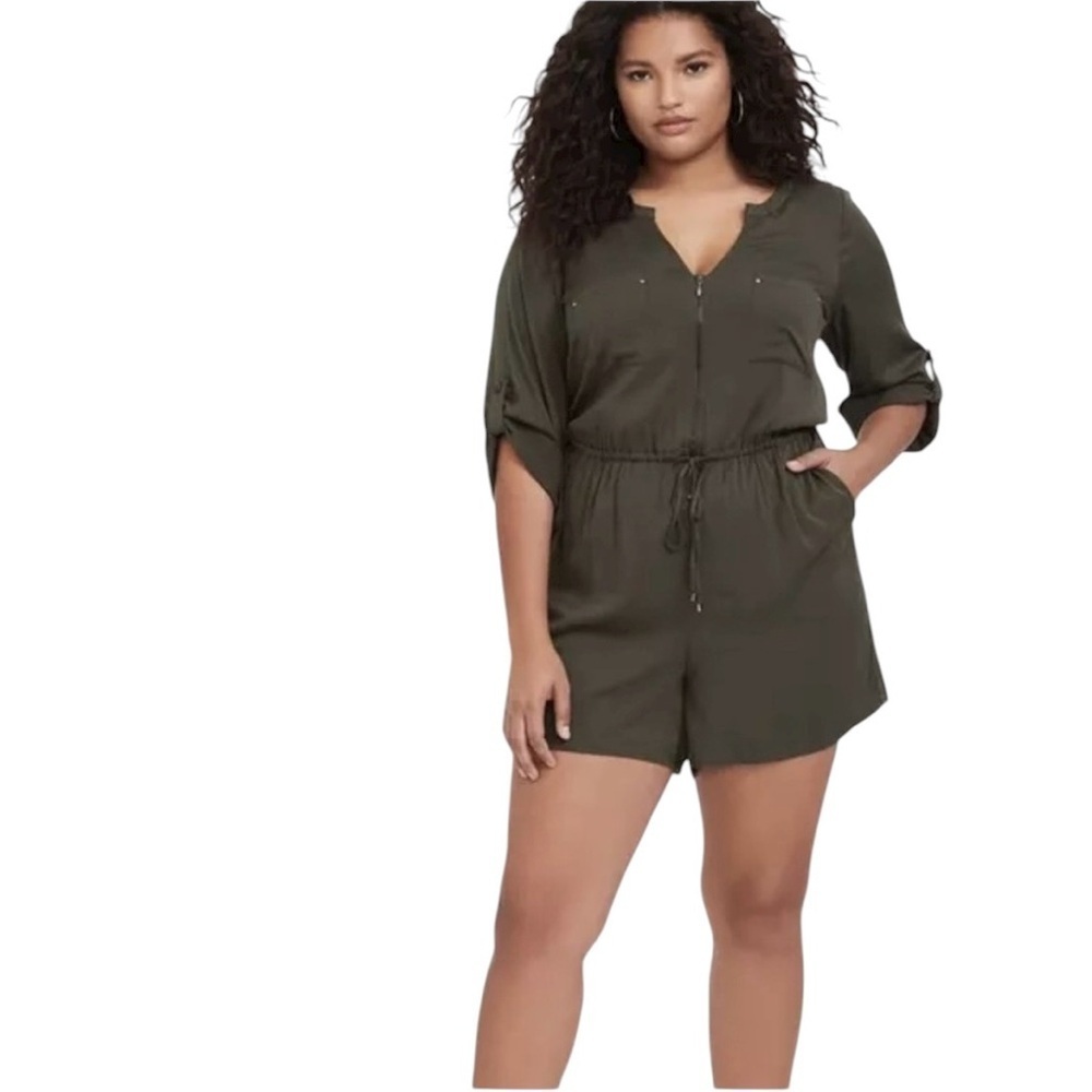 Torrid romper casual Olive Green shorts jumpsuit 1x summer spring plus beach